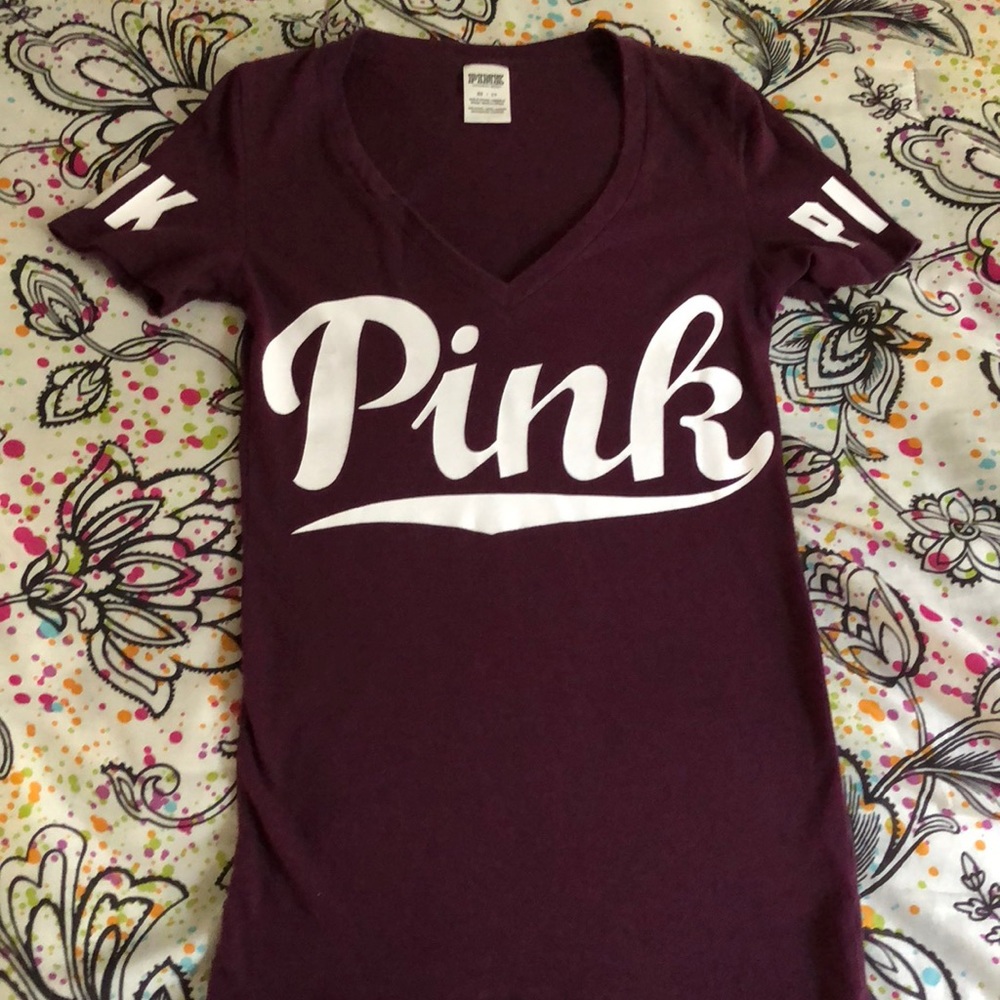 PINK Victoria’s Secret V-Neck